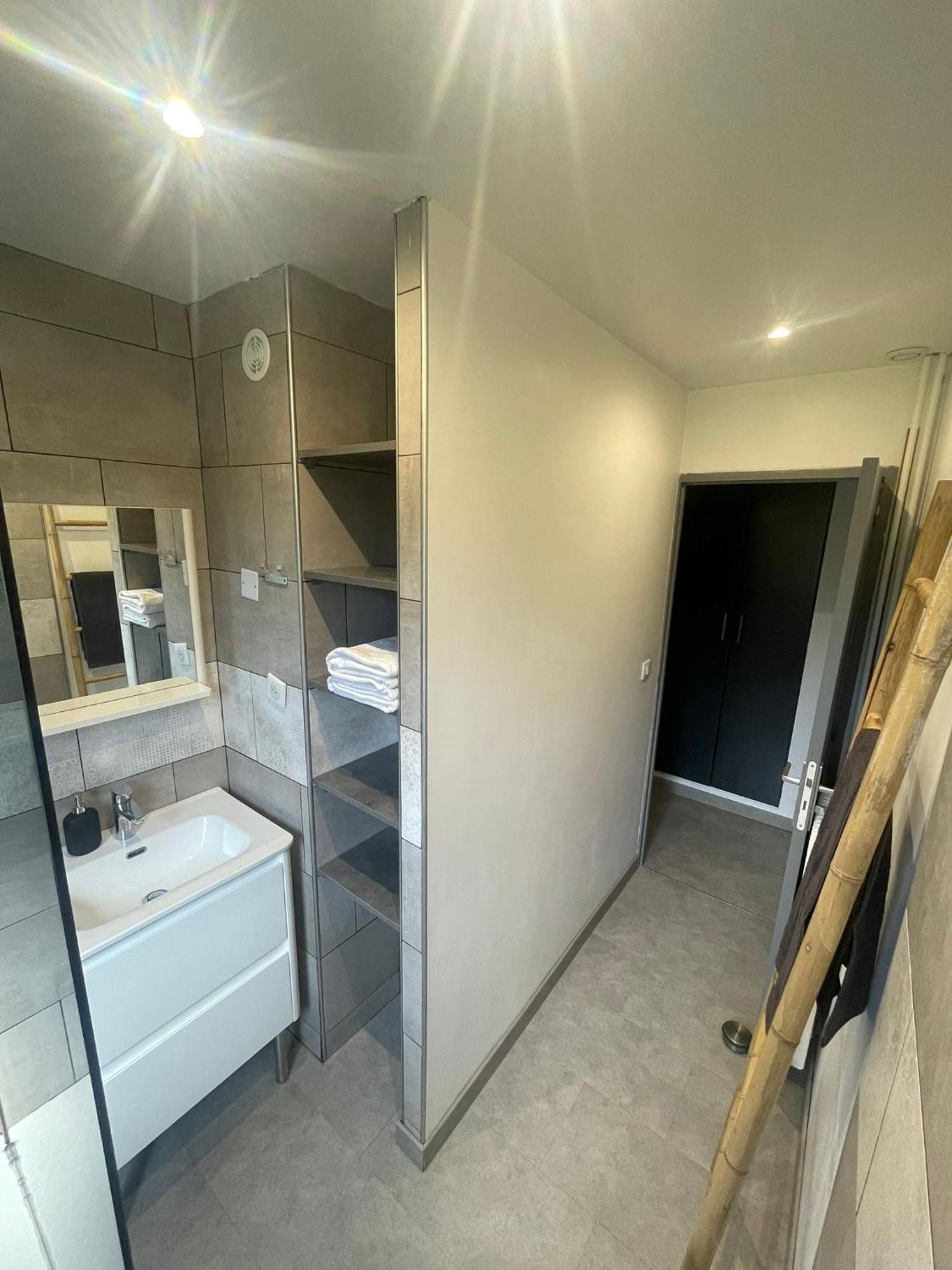מונפלייה Chambre Avec Salle D'Eau Privee Dans Appartement Partage 200 M Du Tram מראה חיצוני תמונה
